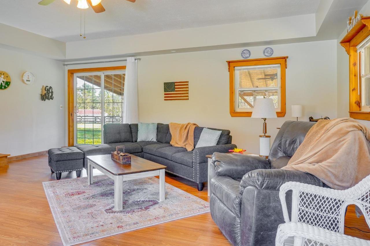 Villa Hocking Hills Hideaway With Hot Tub And Fire Pit! Logan Exterior foto